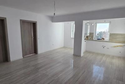 Proprietar, 2 camere decomandate, etaj 2, bloc 2025 - 2