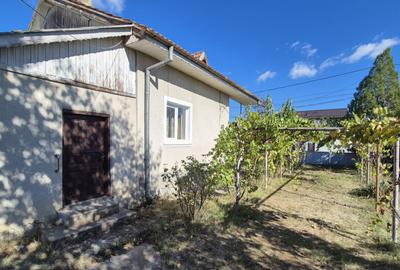 Casa in Tg.Jiu, str. Ghiocelului cartier Primaverii Casa in Tg.Jiu, str. Ghiocelului cartier Primaverii - 2