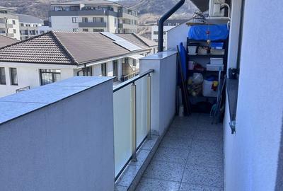 Apartament cu 3 camere decomandat în Florești - 2