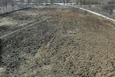 Teren cu ieșire la lac în Corbeanca O oportunitate rară pentru investiție sau locuința de vis!