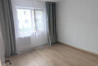 Apartament 3 camere, etaj 2/4, complet RENOVAT, accept CREDIT, Alexandru - 3