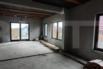 Casă cu 7 camere cu Teren 2600 Mp în Nord - 3