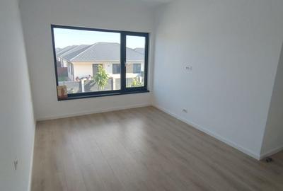 Casă individuală cu 4 camere cu Canalizare în Tunari - 9