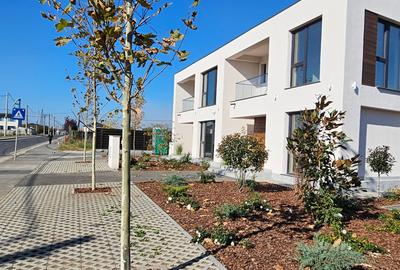 Spatiu comercial 100 mp utili,modern ,nou ,stradal ,Lahovari,Balotesti. - 1