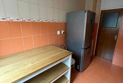 Apartament cu 3 camere semidecomandat în Titan - 1
