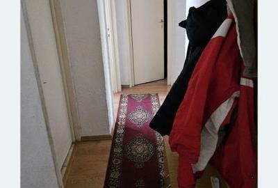 Apartament cu 3 camere decomandat în Central - 1