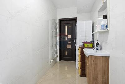 Apartament cu 3 camere decomandat, mobilat în Valea Lupului