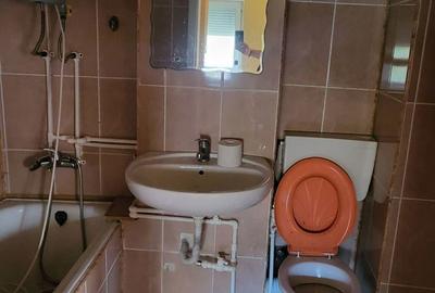 Garsonieră decomandată în Central - 7