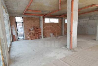 Spațiu comercial, de 110 mp, în Florești