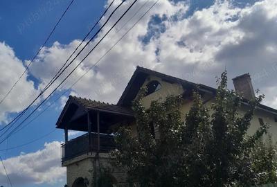 Casă cu 5 camere cu Teren 209 Mp în Central - 7