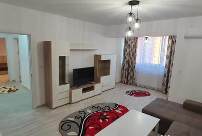 Apartament cu 3 camere decomandat în Exterior Vest