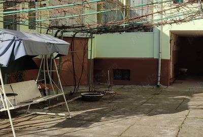 Casă cu 4 camere cu Teren 600 Mp în Intim - 9