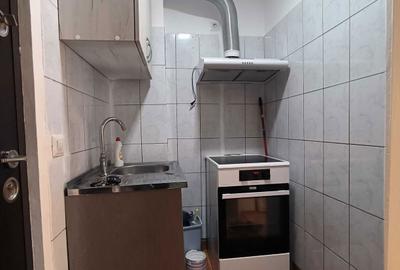Garsonieră semidecomandată în Central - 3
