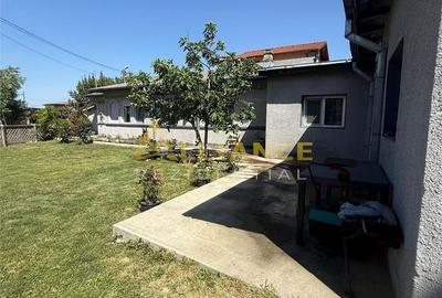 Casă cu 4 camere în Central