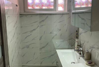 Apartament cu 2 camere semidecomandat în Brazda lui Novac