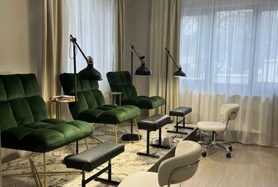 Salon de Vanzare - 5