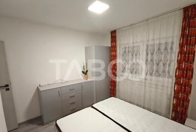 Apartament renovat 2 camere etaj 1 - balcon si pivnita in Va - 2