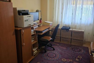 Apartament cu 4 camere decomandat în Ștefan cel Mare - 2