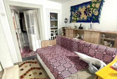 Casă cu 3 camere cu Teren 1499 Mp în Fălticeni - 1