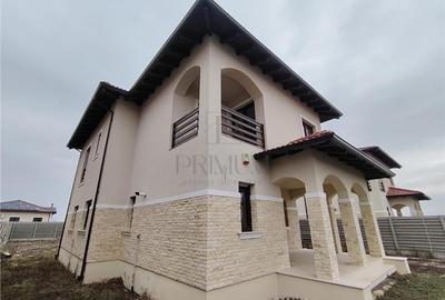 Casa individuala superba - 140 mp utili - supraveghere video - 3