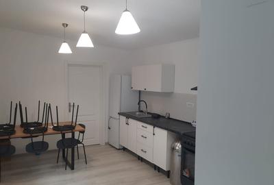 Casă cu 3 camere în Alexandriei - 1