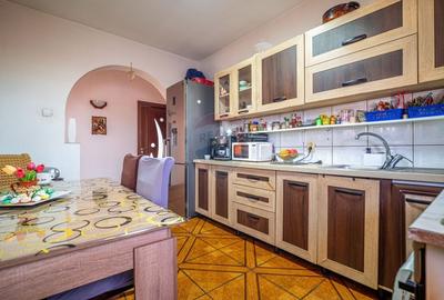 Casa P+E cu spatiu comercial, situata central in Filipestii de Padure - 14