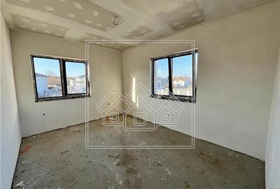 Duplex cu 5 camere cu Teren 420 Mp în Șelimbăr - 15