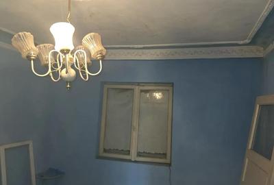 Casă cu 3 camere în Traian - 1