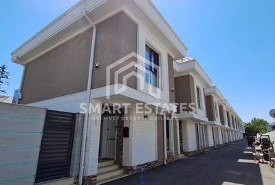 Duplex cu 5 camere cu Canalizare în Sălăjan