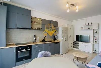 Apartament cu 2 camere semidecomandat, mobilat în Central