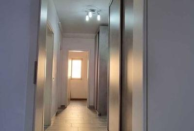 Apartament cu 2 camere decomandat în Central - 3