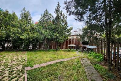 Duplex cu 4 camere în Central