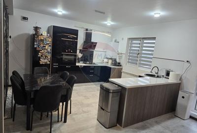 Apartament cu 2 camere decomandat, mobilat în Ișalnița - 4