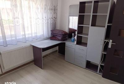 Apartament cu 3 camere semidecomandat în Central - 6