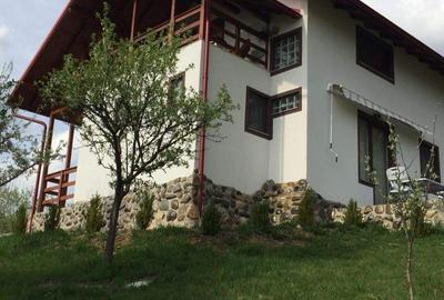 Casă cu 4 camere în Central - 8