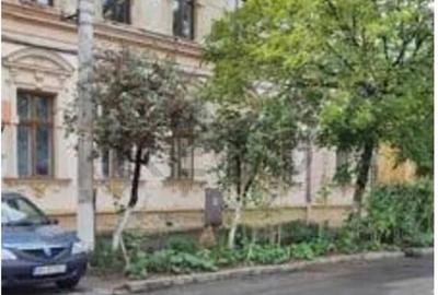 Spațiu comercial, de 45 mp, în Central