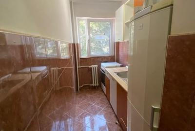 Apart. 2 camere, semi-decomandate, tip X, etaj 1, zona Aleea Calinului - 10