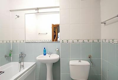 Apartament 3 camere de inchiriat in zona Delfinariu Apartament 3 camere de inchiriat in zona Delfinariu - 10