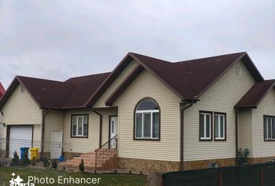 Casă cu 4 camere cu Teren 3000 Mp în Central - 7