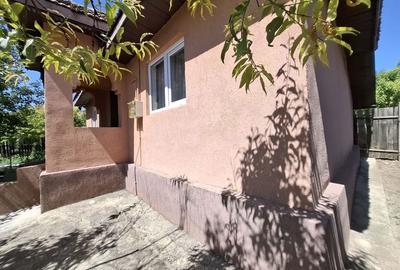 Casă cu 4 camere în Gura Vadului - 2