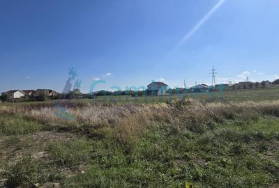 Teren Construcții intravilan de 687 mp, în Sânmartin - 2