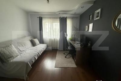 Apartament cu 4 camere decomandat în Obcini - 12