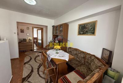 Apartament cu 3 camere decomandat în Central - 4