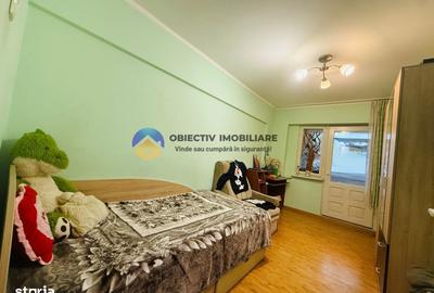 Apartament cu 3 camere decomandat în 1 Mai - 7