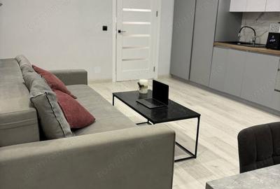 Apartament cu 2 camere decomandat în Tei