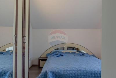 Casa / Vila cu 10 camere de vanzare in Moieciu de Jos - 6