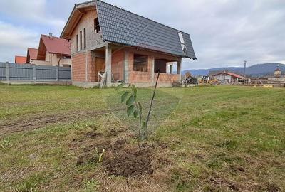 Casa la rosu in Crisitan, Brasov cu 4 camere de vanzare - 8