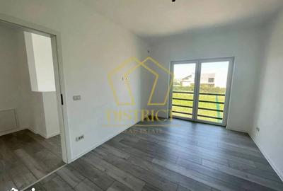 Casă cu 4 camere cu Teren 250 Mp în Dumbrăvița - 2