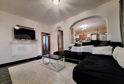 Individuala, cu spatii comerciale, gradina, vad excelent, Sa - 7