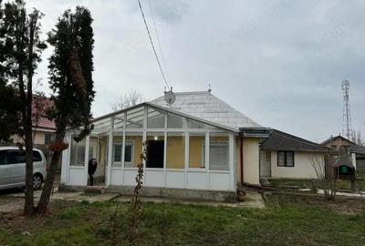 Casa de vanzare in Dumbrava Bacau cu 1100 mp - 1